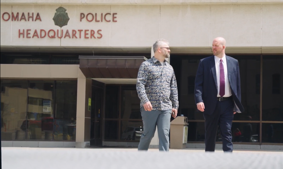 omaha police outside walking