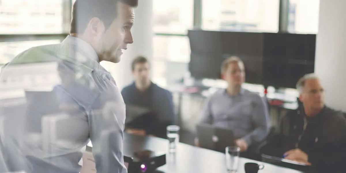 How to Minimize Company Risk During Employee Departures